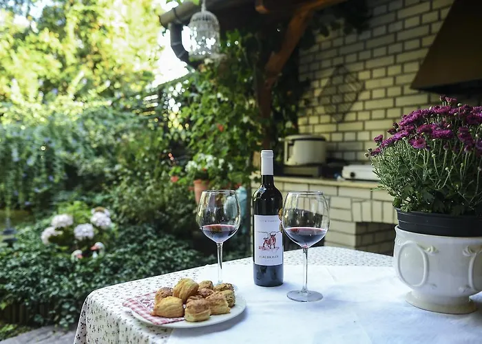 Siesta Vendeghaz * Eger